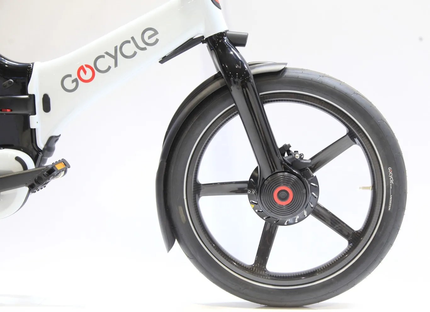 Fourche monobras et roue PitstopWheel avant du Gocycle G5
